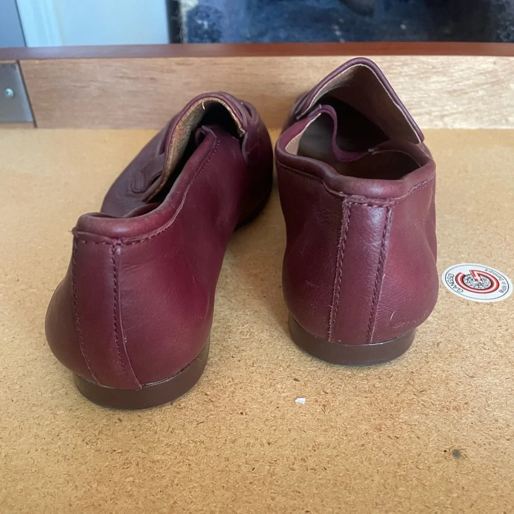 Madewell The Lacey Loafer flats in burgundy leather - Picture 5 of 9